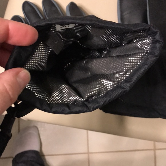 NWOT Columbia gloves - Picture 3 of 4